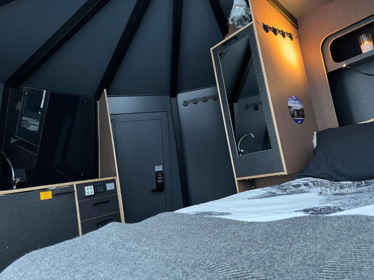 Vikajaervi Lake View Experience Igloos โรวานิเอมิ ภายนอก รูปภาพ