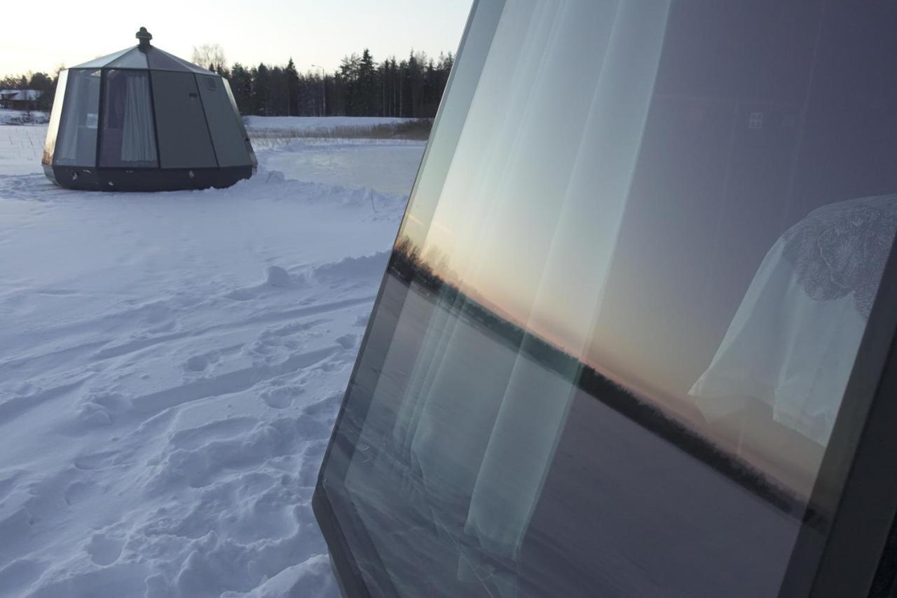 Vikajaervi Lake View Experience Igloos โรวานิเอมิ ภายนอก รูปภาพ