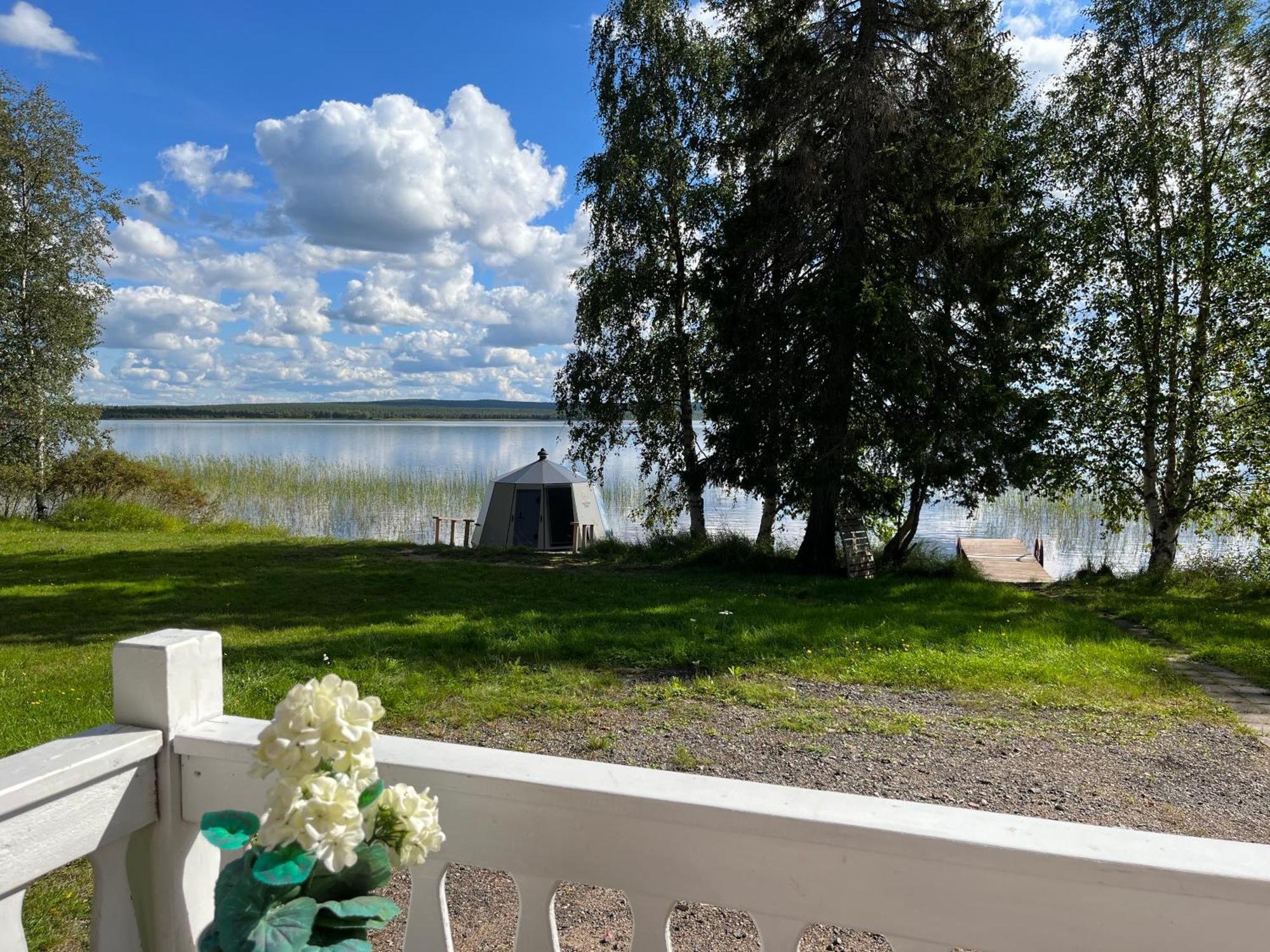Vikajaervi Lake View Experience Igloos โรวานิเอมิ ภายนอก รูปภาพ