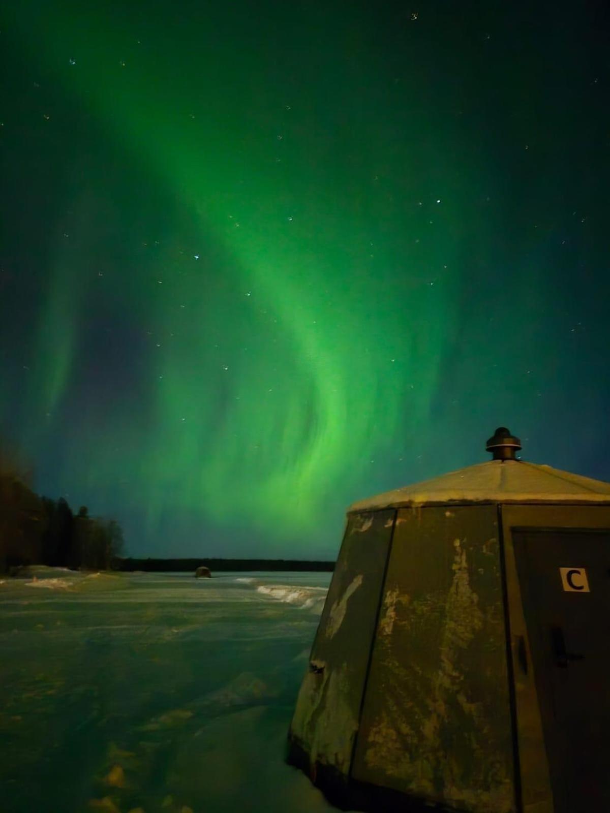 Vikajaervi Lake View Experience Igloos โรวานิเอมิ ภายนอก รูปภาพ
