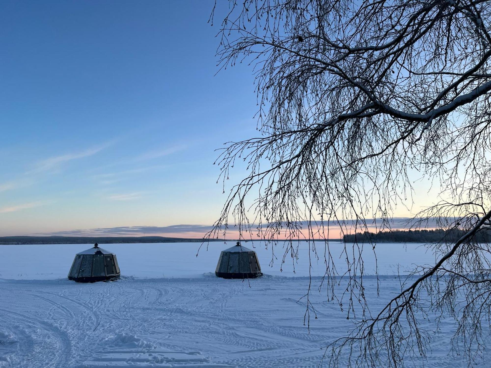 Vikajaervi Lake View Experience Igloos โรวานิเอมิ ภายนอก รูปภาพ