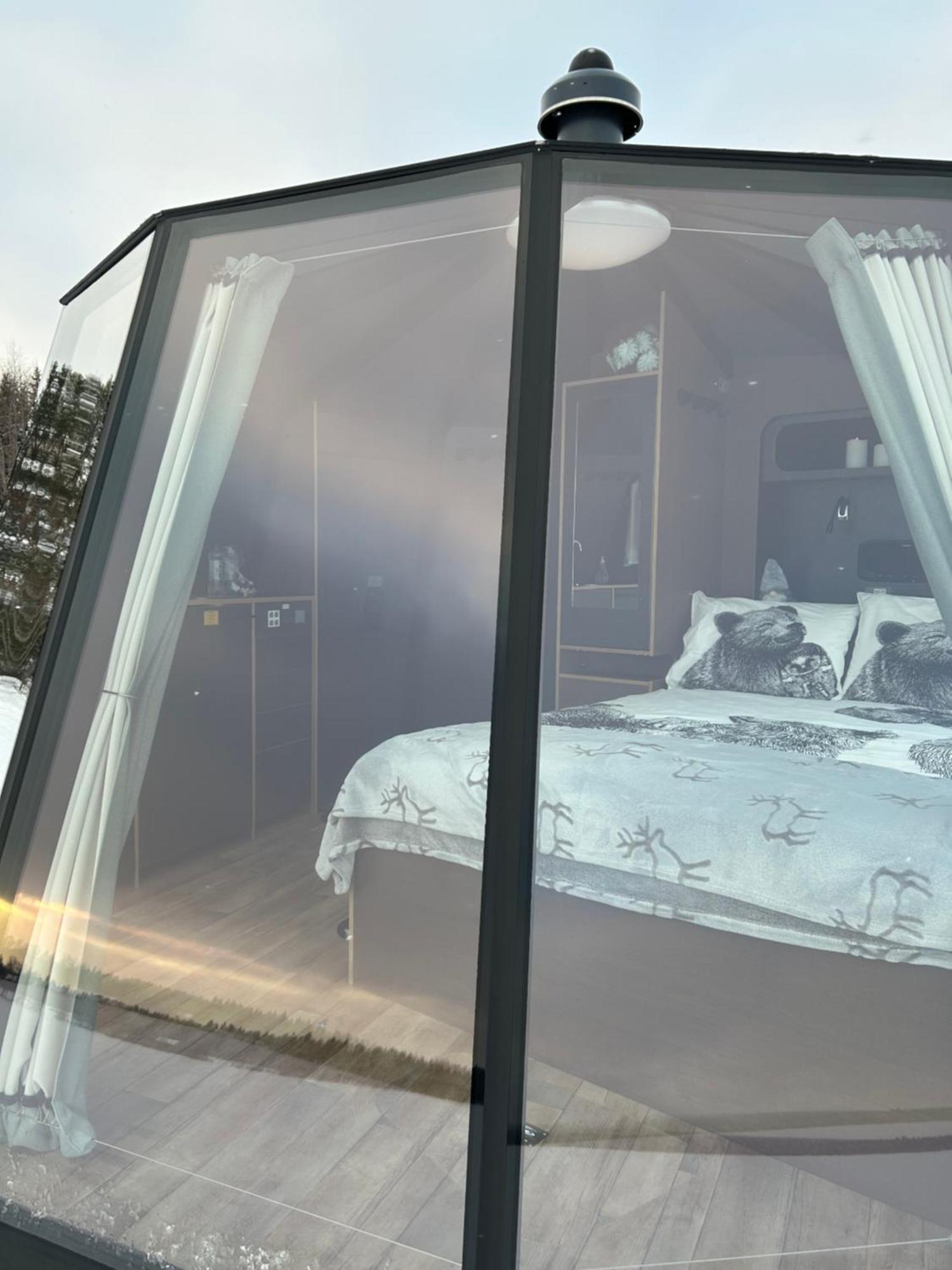 Vikajaervi Lake View Experience Igloos โรวานิเอมิ ภายนอก รูปภาพ