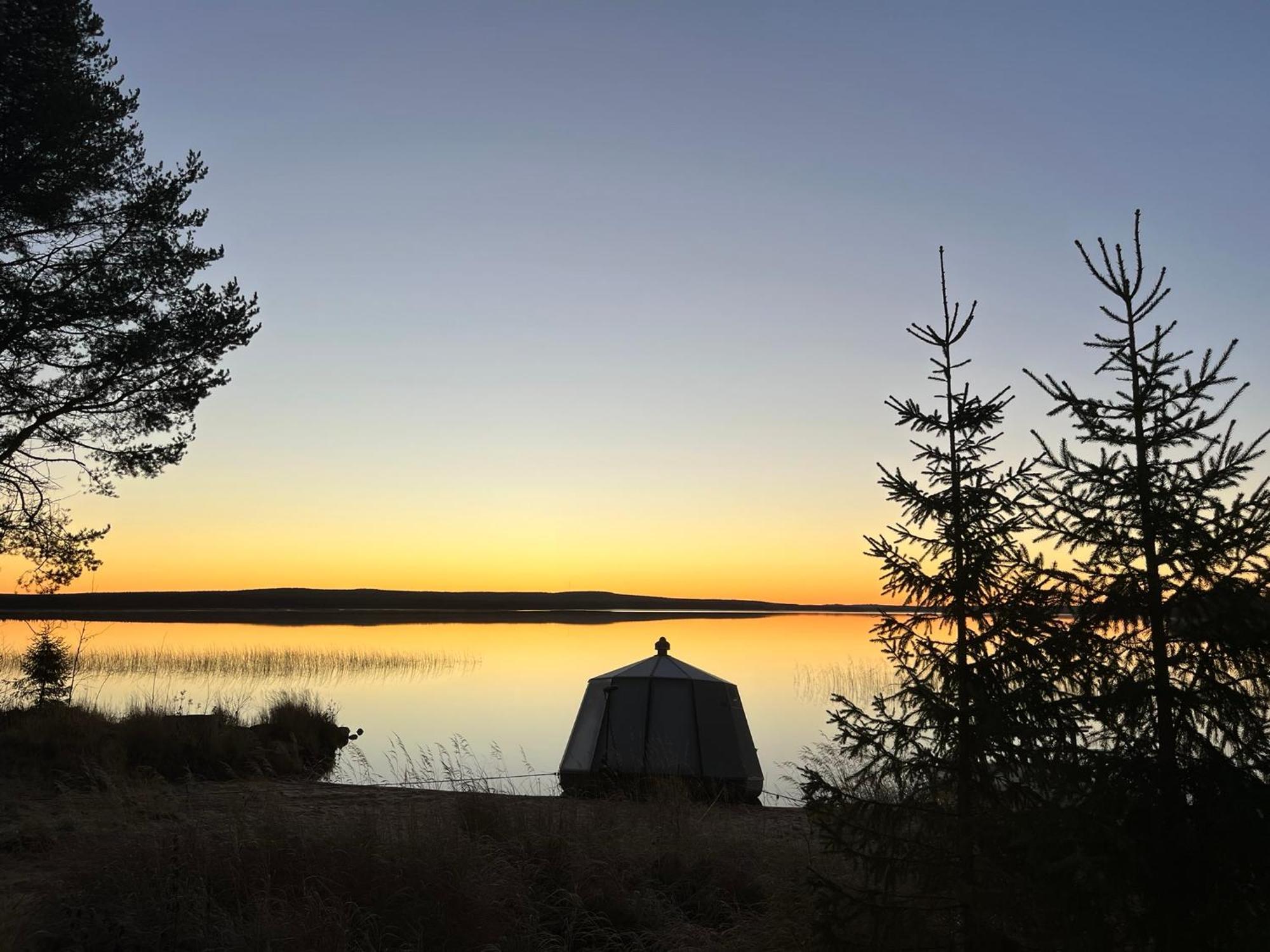 Vikajaervi Lake View Experience Igloos โรวานิเอมิ ภายนอก รูปภาพ
